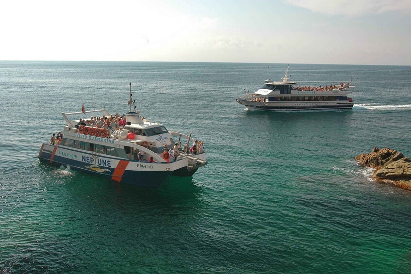 Picture 2 for Activity From Lloret de Mar: Roundtrip Ferry to Tossa de Mar