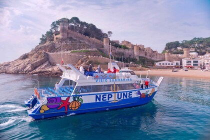 Von Lloret de Mar: Hin- und Rückfahrt mit der Fähre nach Tossa de Mar