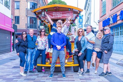 Belfast : Visite du quartier des cathédrales à vélo et de la bière