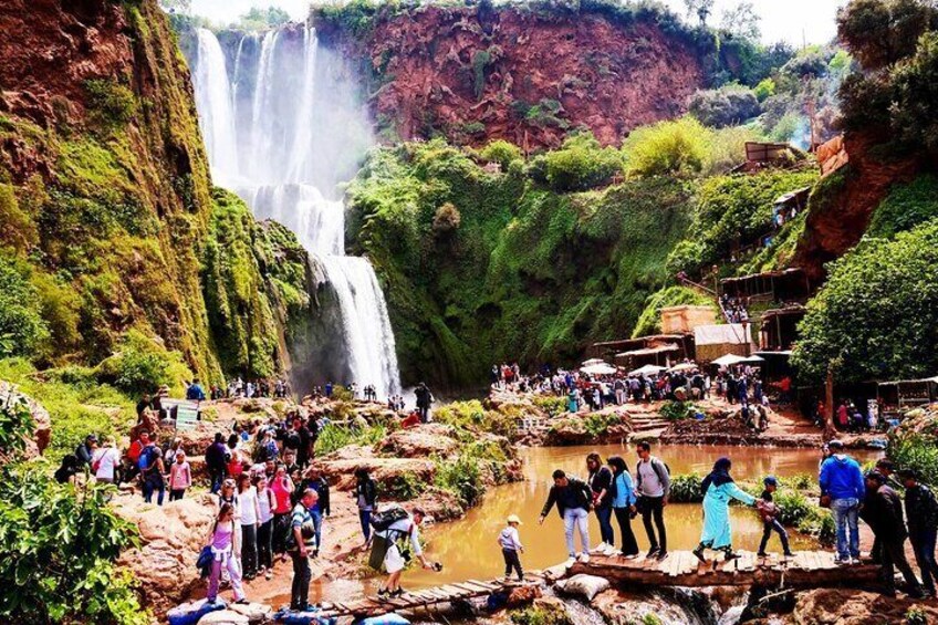 Ouzoud Waterfalls Guided Hike and Boat Trip 