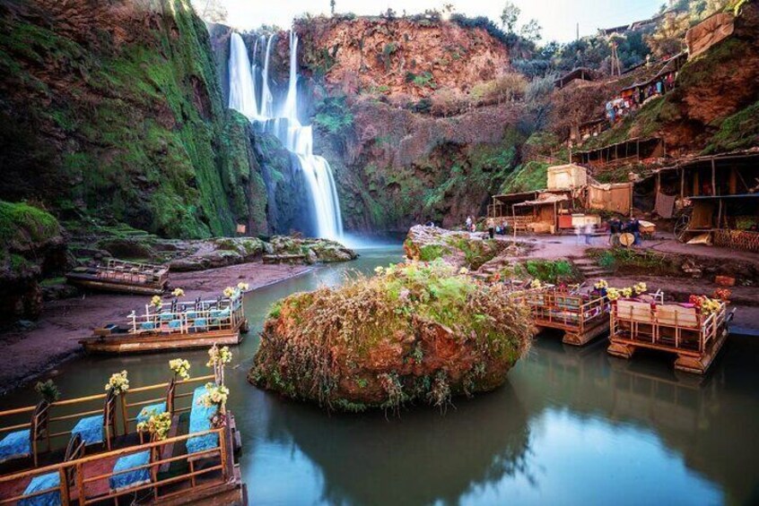 Ouzoud Waterfalls Guided Hike and Boat Trip 