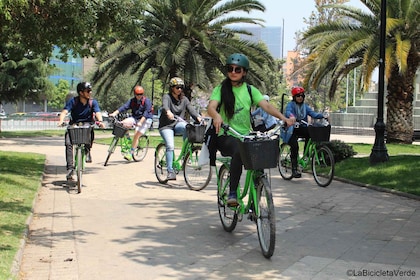 Santiago: Cykeltur till marknaderna