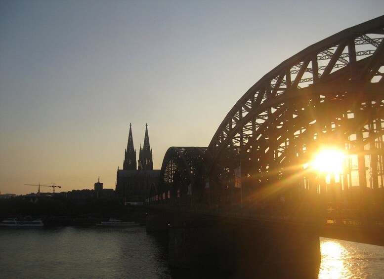 Picture 2 for Activity Cologne: Rickshaw Picnic and Park Tour, 2 pers