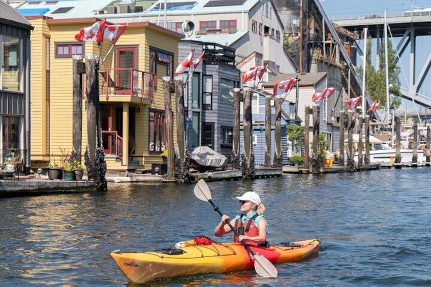 3 Hour Kayak in Vancouver with Coffee on the Beach