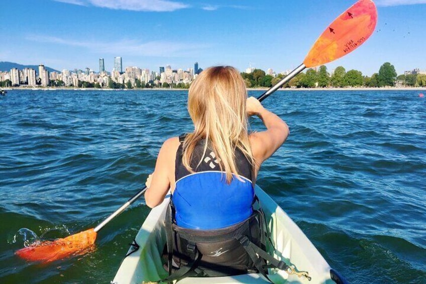 3 Hour Kayak in Vancouver with Coffee in the Beach