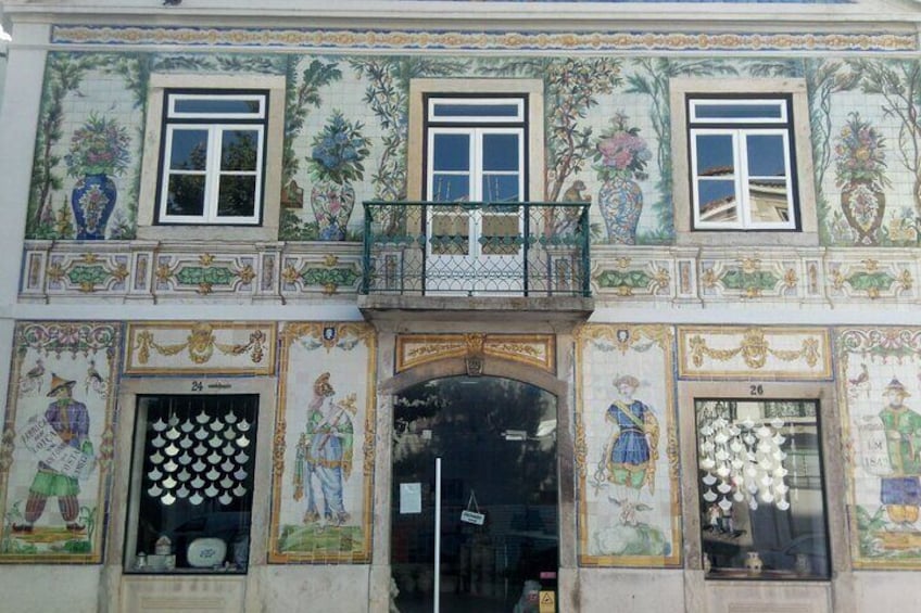 Private Food Tasting Experience in Lisbon with Licensed Guide