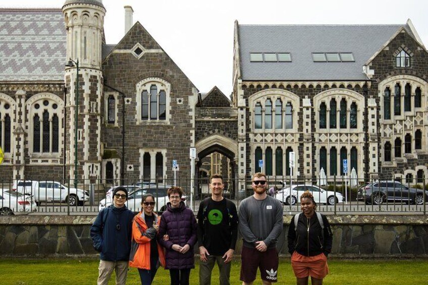 Explore Christchurch (2hr Guided Private Walk)
