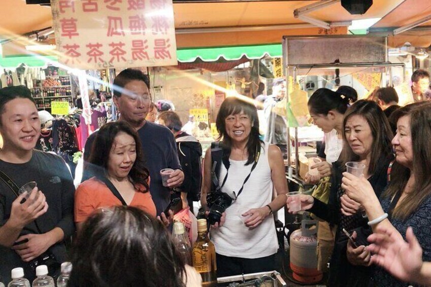 Market tour for local drinks tasting