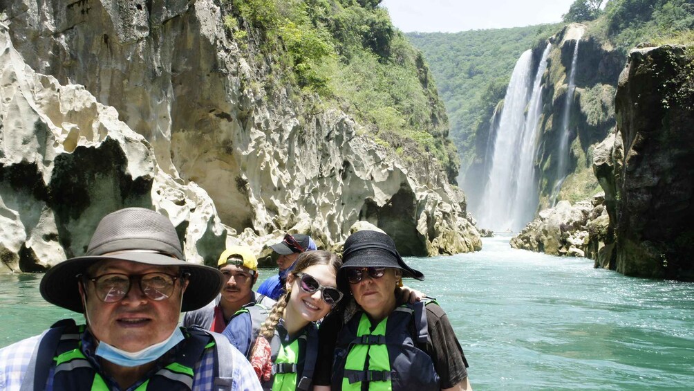 Picture 2 for Activity Canoe ride to Tamul waterfall from San Luis Potosí