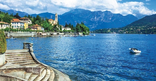 Lago de Como: Villas Destacadas y Excursión Exclusiva en Barco