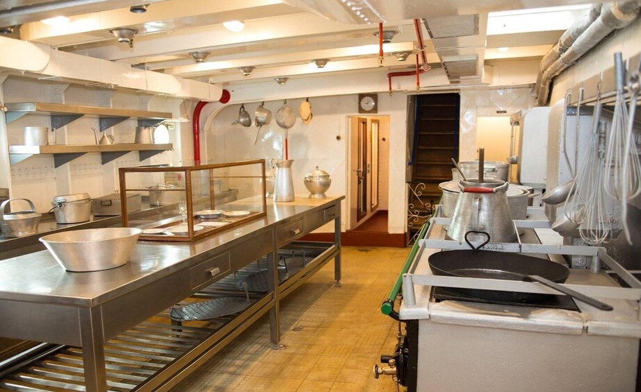 Picture 7 for Activity Visit to Gil Eannes hospital Ship Museum