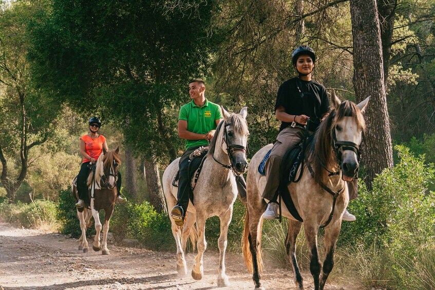 Picture 10 for Activity Mallorca: Horseback Riding Experience with Food Options