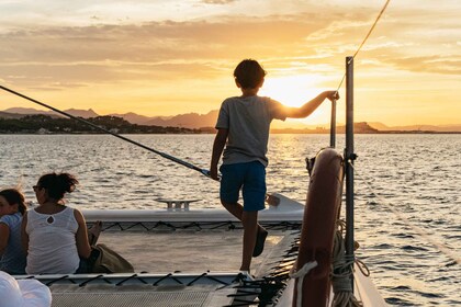 Dénia: Daytime or Sunset Catamaran Cruise