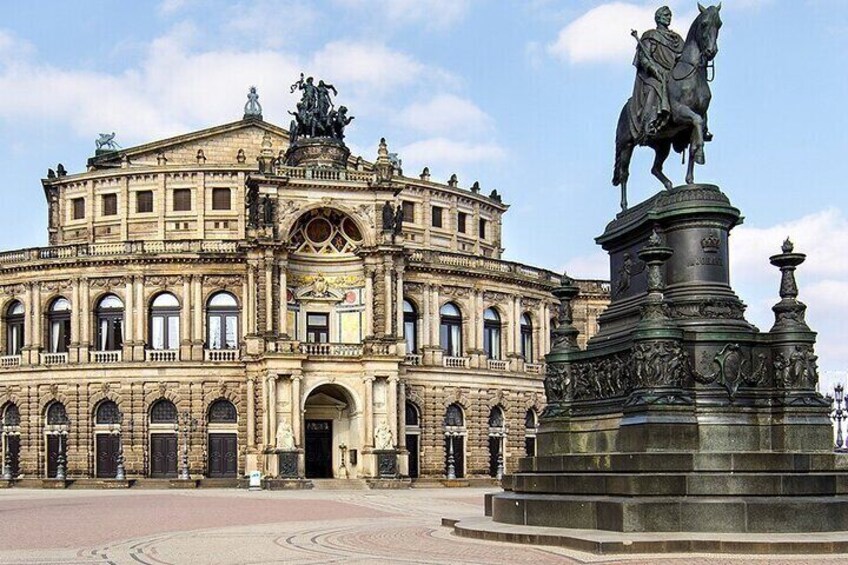 2 Hour Historical Walking Tour in Dresden