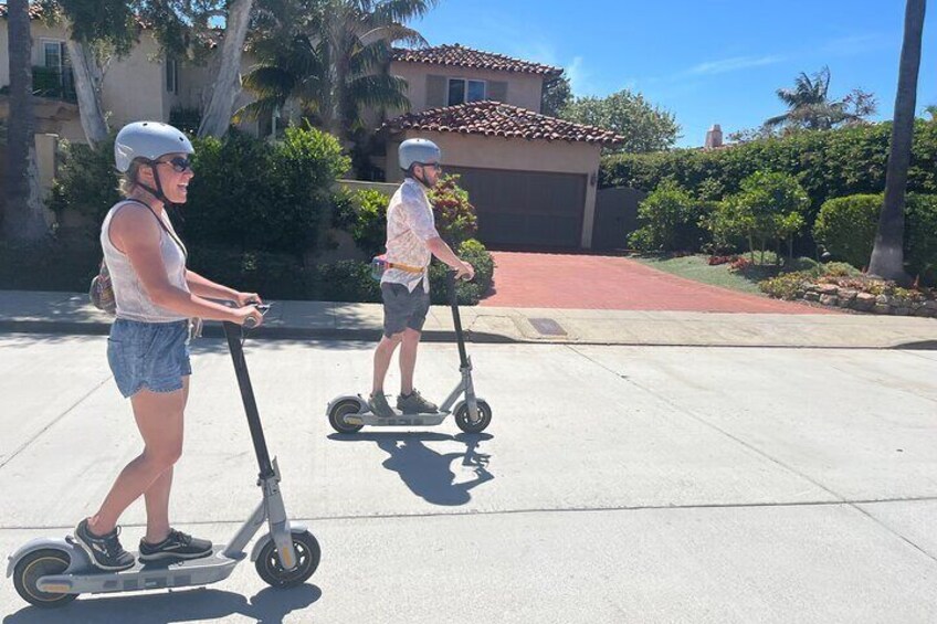La Jolla E-Scooter Tour with Photos Included