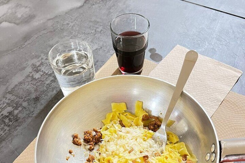 Exclusive Bologna Cooking Class - Pasta Tagliatelle Ragu & Spritz