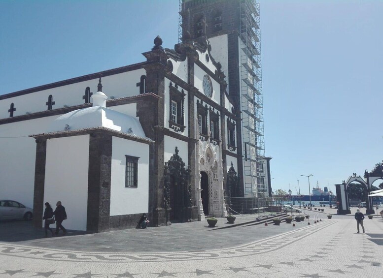 Picture 2 for Activity Ponta Delgada: Historical Walking Tour