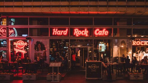 Varsavia: Pranzo o cena all'Hard Rock Cafe con Skip-the-Line