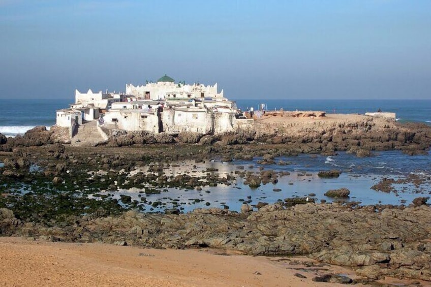 Casablanca Private tour with lunch & Traditional dance show