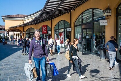 Private Shopping Tour from Rome hotels to Valmontone Outlet