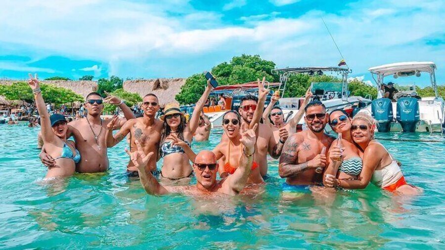 CHOLON ROSARIO ISLANDS