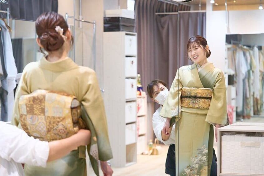 Kawagoe: Traditional Kimono Experience at WARGO