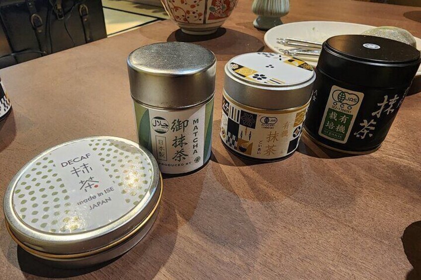 Chose your favorite matcha from different origin places in Japan.