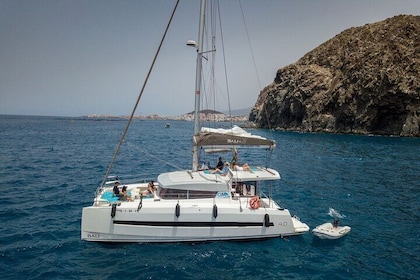 Exclusiva experiencia privada en catamarán de lujo