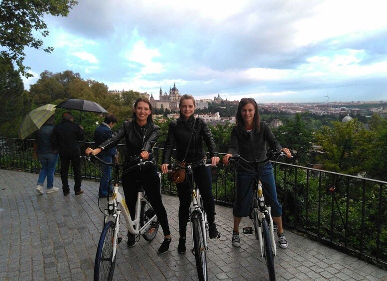 Madrid: 3-Hour Guided Bike Tour