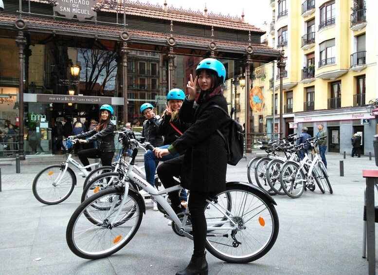 Picture 1 for Activity Madrid: 3-Hour Guided Bike Tour