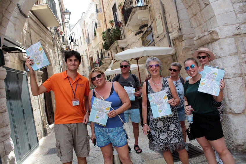 Picture 3 for Activity Bari: Pasta Experience Walking Tour