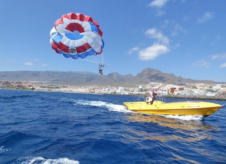 Picture 3 for Activity Tenerife South: Parascending Tenerife