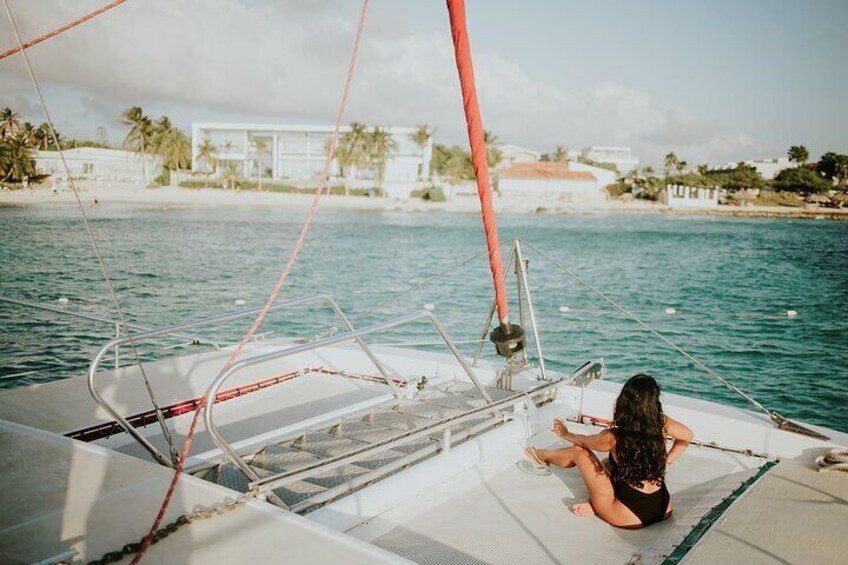 Guided Morning Sail Cruise to Boca Catalina with BBQ Lunch