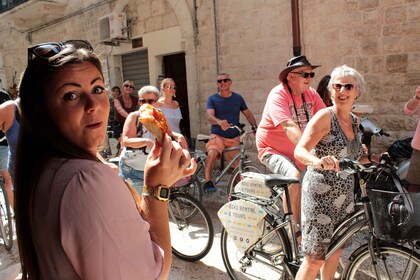 Recorrido gastronómico en bicicleta por las calles de Bari