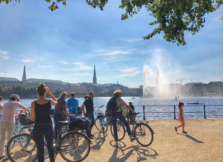 Picture 7 for Activity Radtour um die Alster & durch traumhafte Alsterviertel