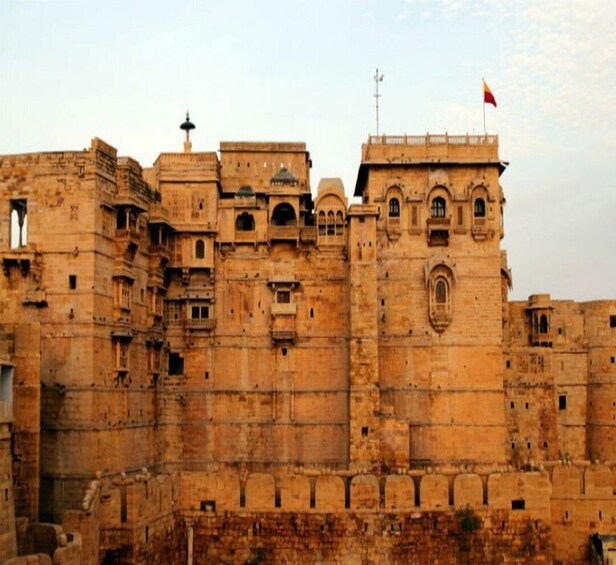 Private Jaisalmer City Tour with Fort and Heritage Havelis