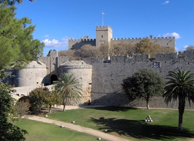 Rhodes Town : Visite privée à pied avec un guide agréé