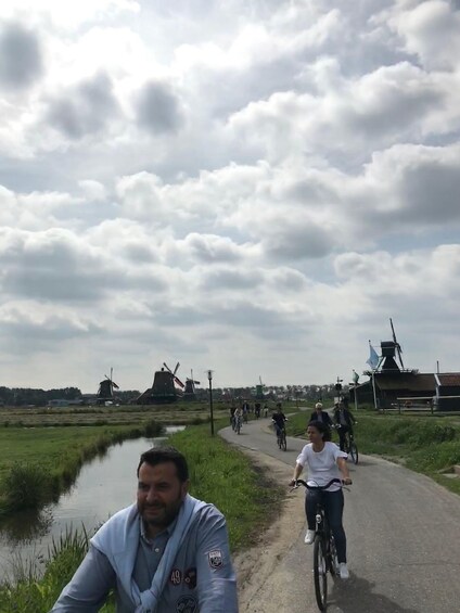 Picture 9 for Activity Amsterdam: Zaanse Schans Windmills Bike Tour with Guide