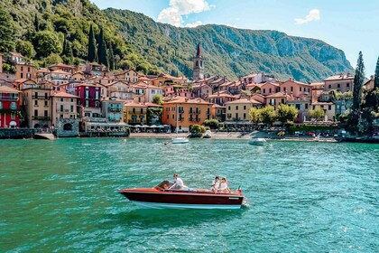 Lac de Côme : Bateau classique privé excursion