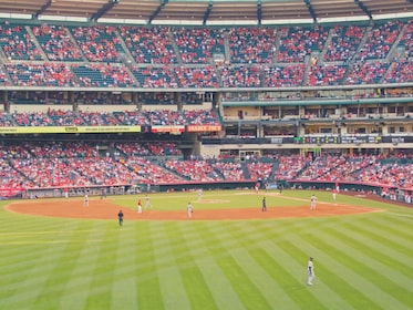 Los Angeles Angels basebollmatch på Angel Stadium