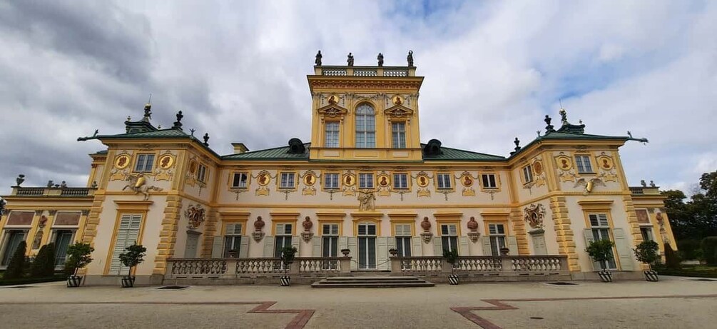 Picture 4 for Activity Wilanów Palace: 2-Hour Guided Tour with Entrance Tickets