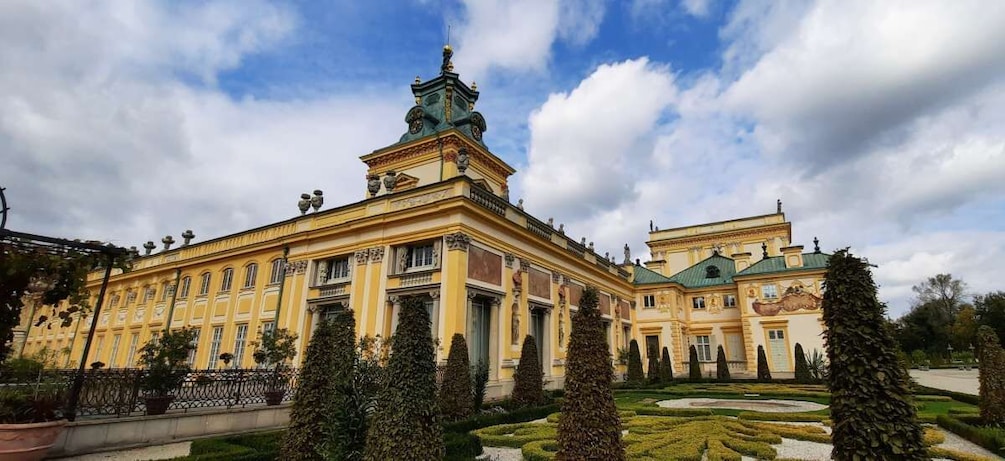 Picture 3 for Activity Wilanów Palace: 2-Hour Guided Tour with Entrance Tickets