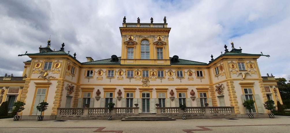 Picture 4 for Activity Wilanów Palace: 2-Hour Guided Tour with Entrance Tickets