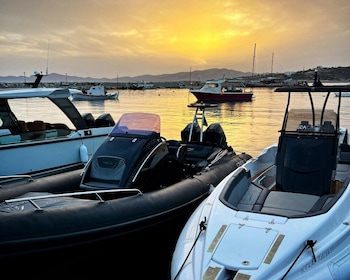 Paros: Privat kryssning med premiumbåt och utsikt över solnedgången