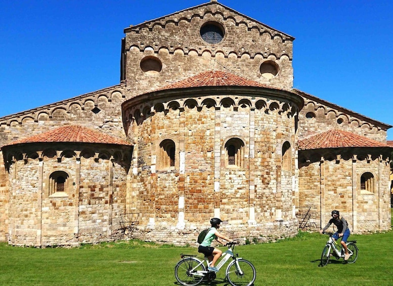 Picture 1 for Activity Pisa: Cycling to the Sea on a Self-Guided Tour