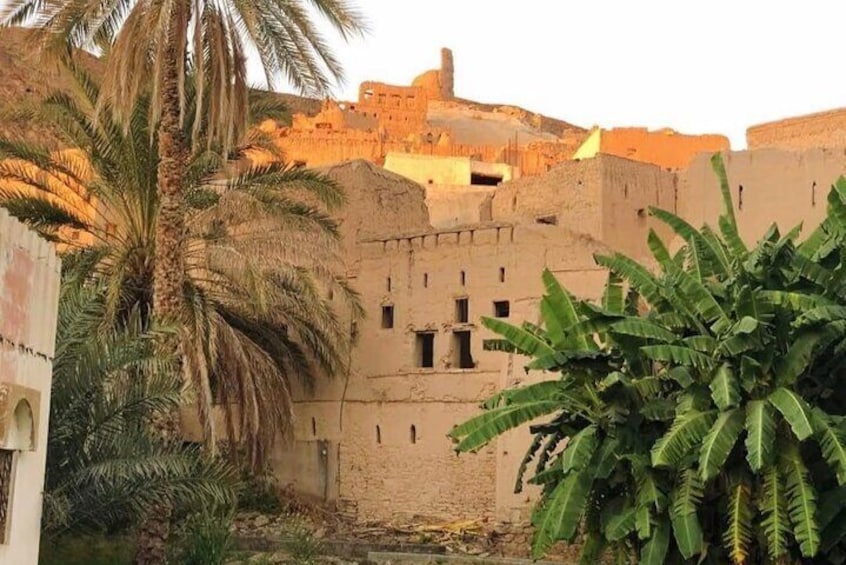 Private Explore Oman Grand Canyon, Jebel Shams and Nizwa