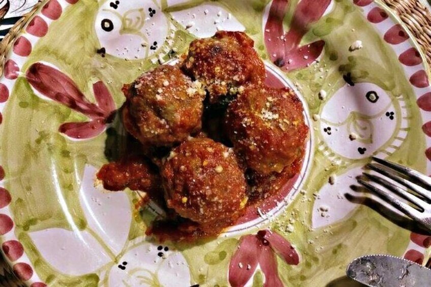 Traditional Menu with Mama Lucia