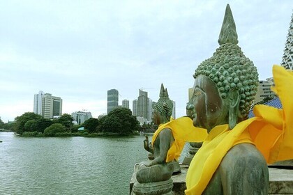 Full day & Half day Colombo City Tour by Private Car & Driver