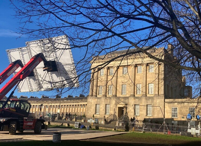 Bath: Private 2-Hour Bridgerton Experience Walking Tour