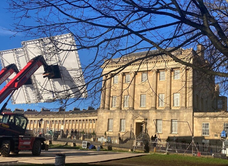 Bath: Private 2-Hour Bridgerton Experience Walking Tour